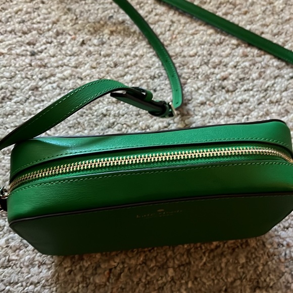 COPY - Kate Spade Harper Green Bean Leather Crossbody Bag Handbag - NWOT - Picture 3 of 10